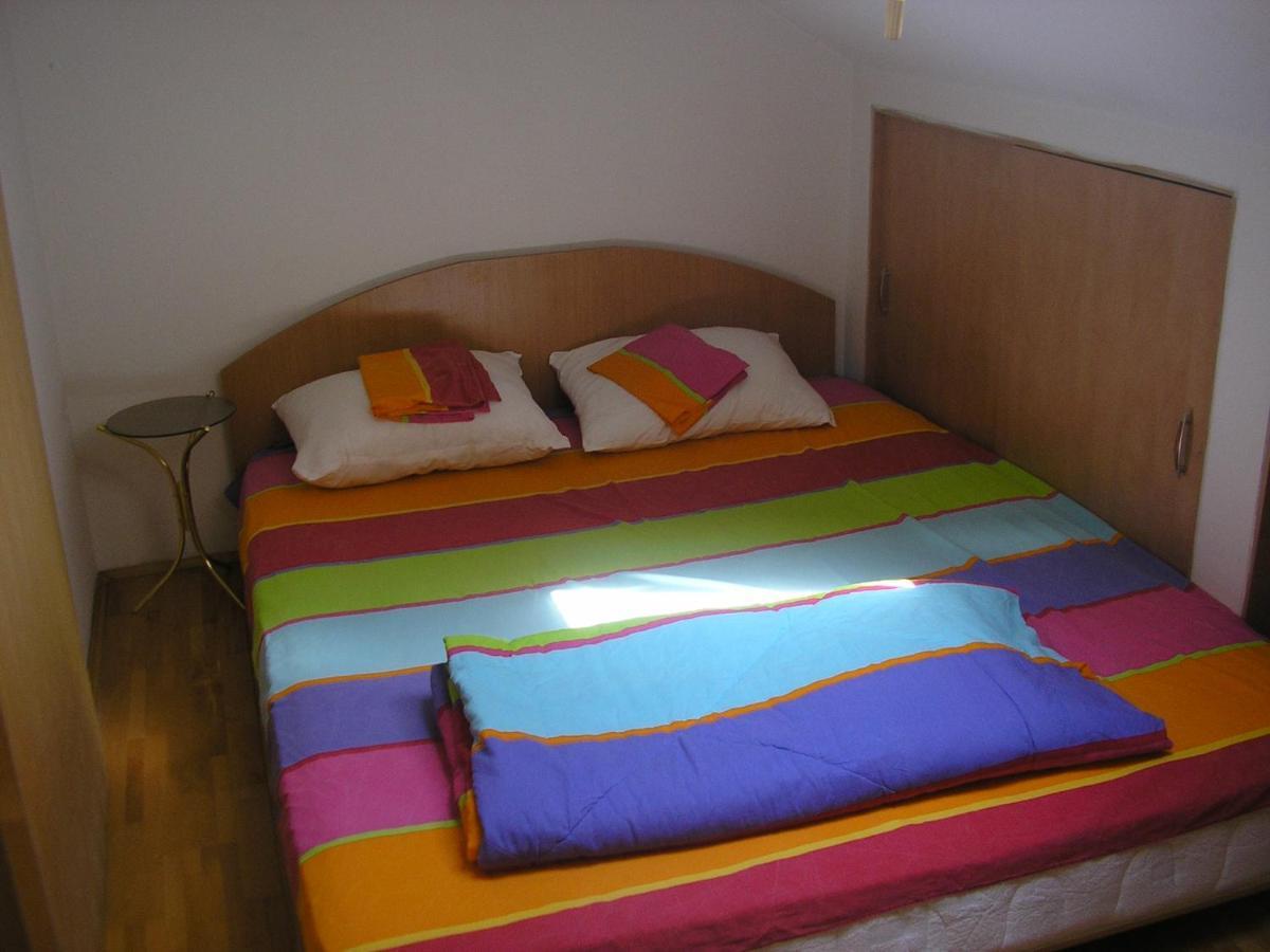 Appartement Suncano Potkrovje U Centru à Skopje Extérieur photo